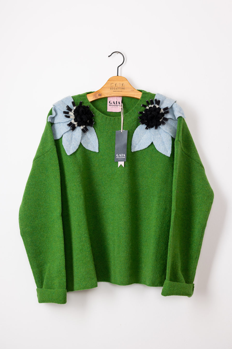 Bloom - prato fiore cielo e b/n