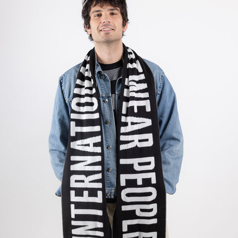 International Knowear People - Black/White scarf