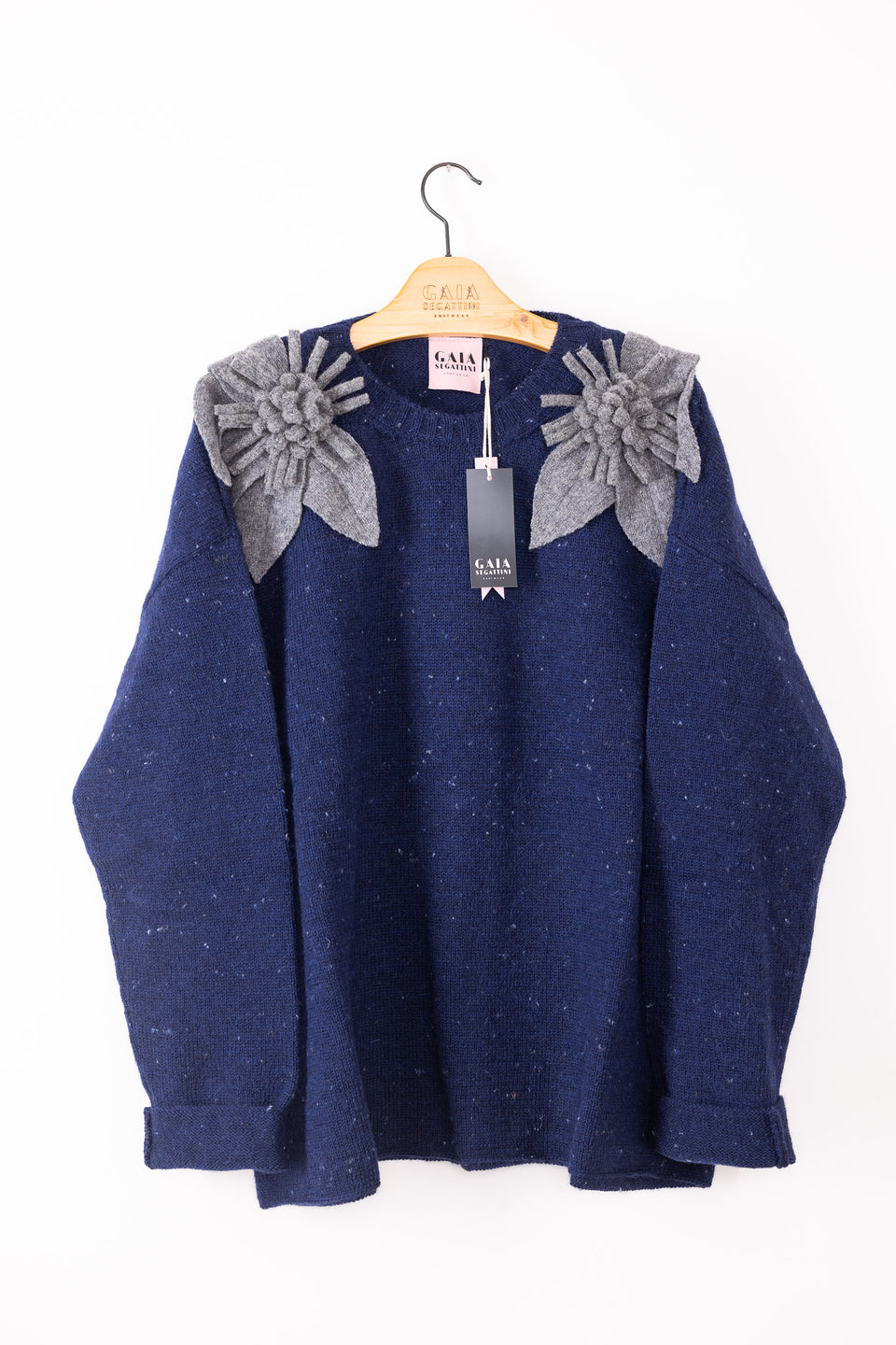 bloom sweater - blue with medium grey flower 