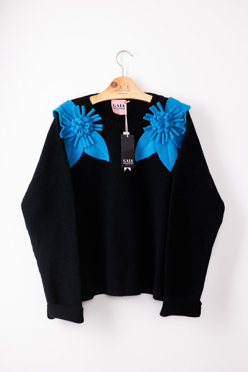 Bloom sweater - black with lego blue flowers