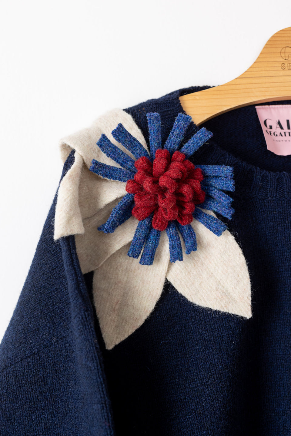 bloom - navy with écru, wine and denim flowers