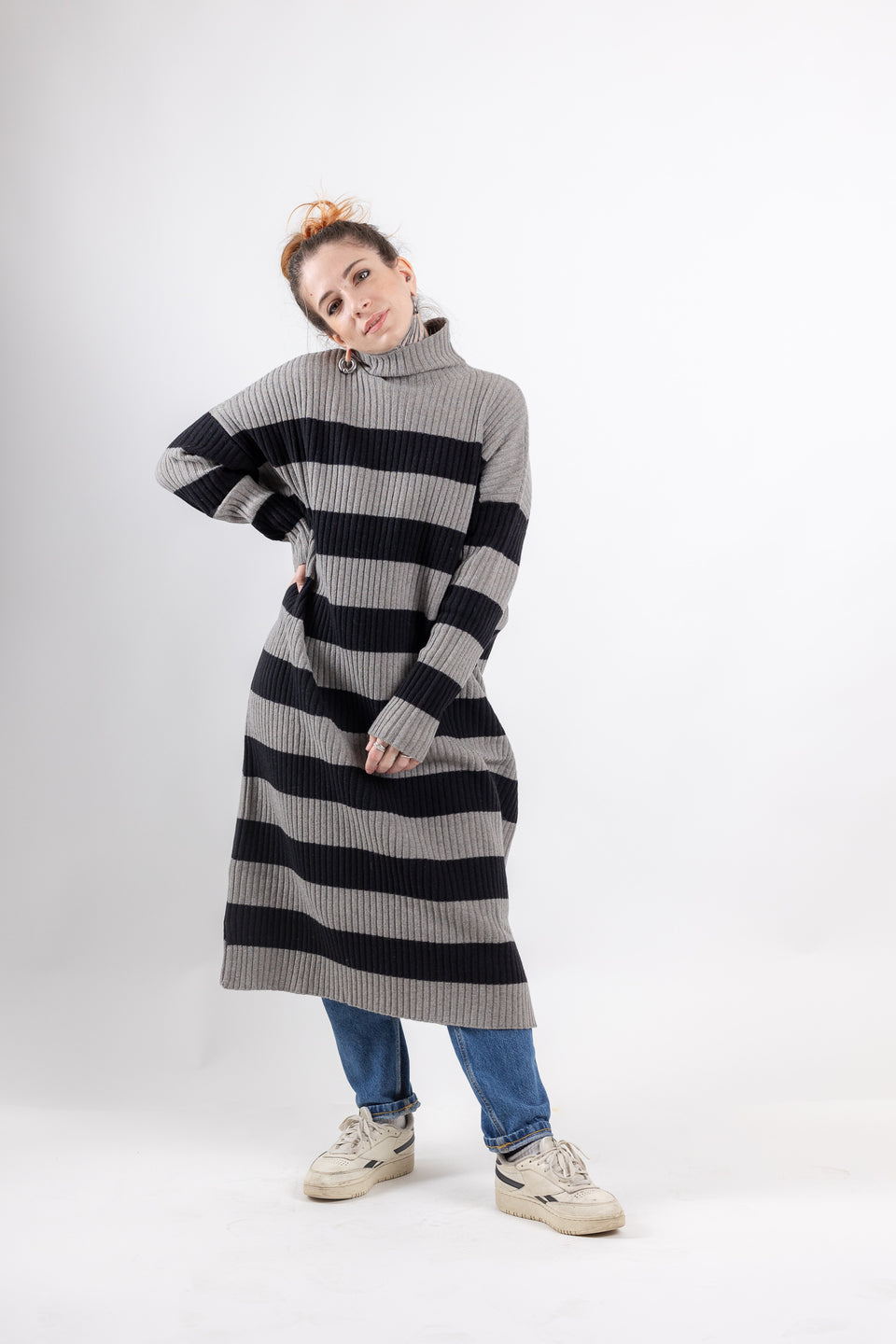 friendly dress - grey with black stripes