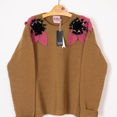 bloom sweater - camel with raspberry and b/w flower 