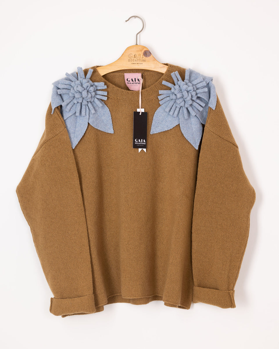 bloom sweater - camel with sky flowers 