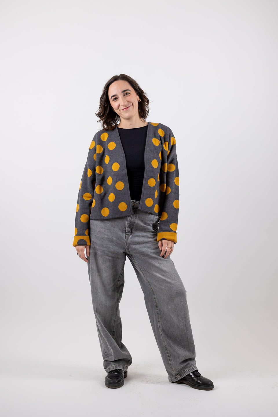 Bubble cardi - grey with mustard polkadots 