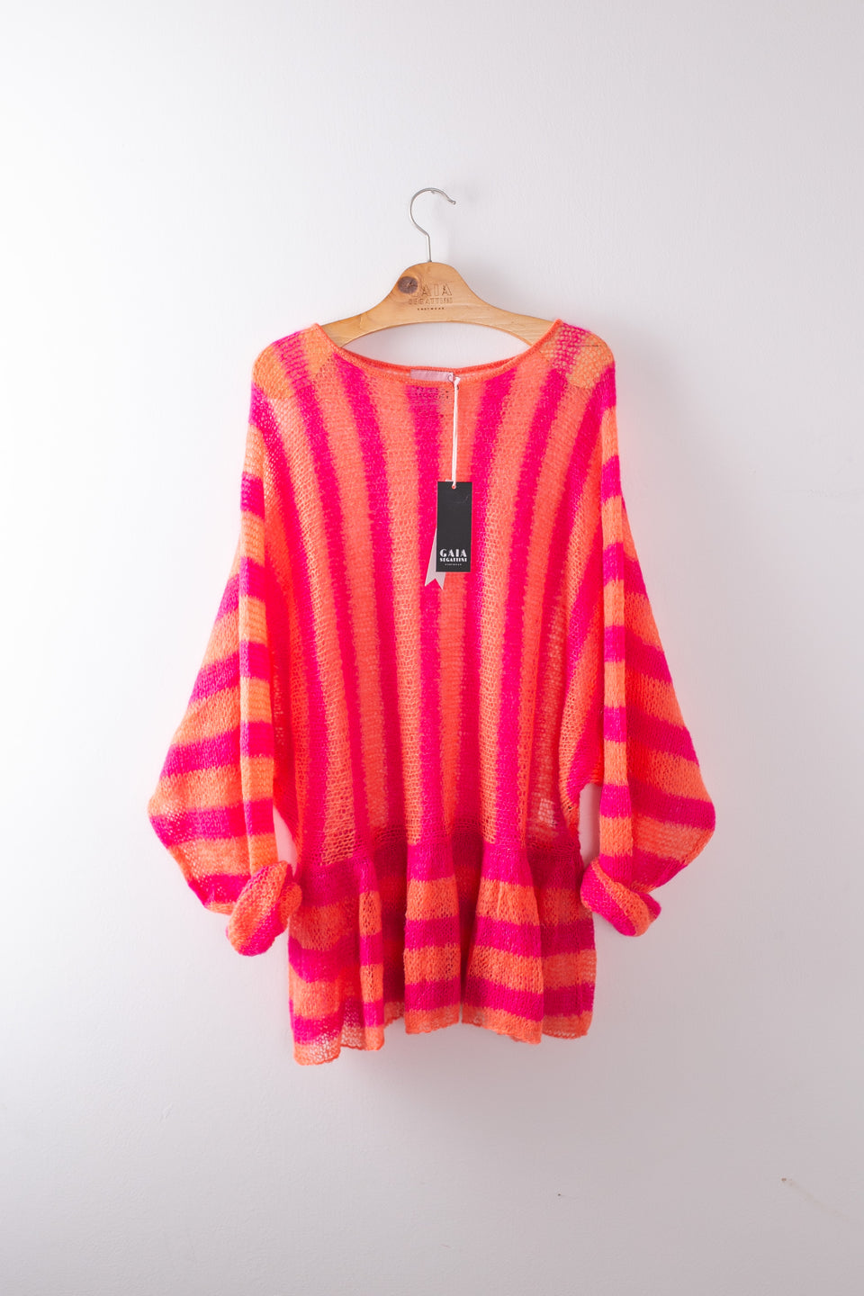 Punky - crew neck with ruffles - striped fuxia and peach