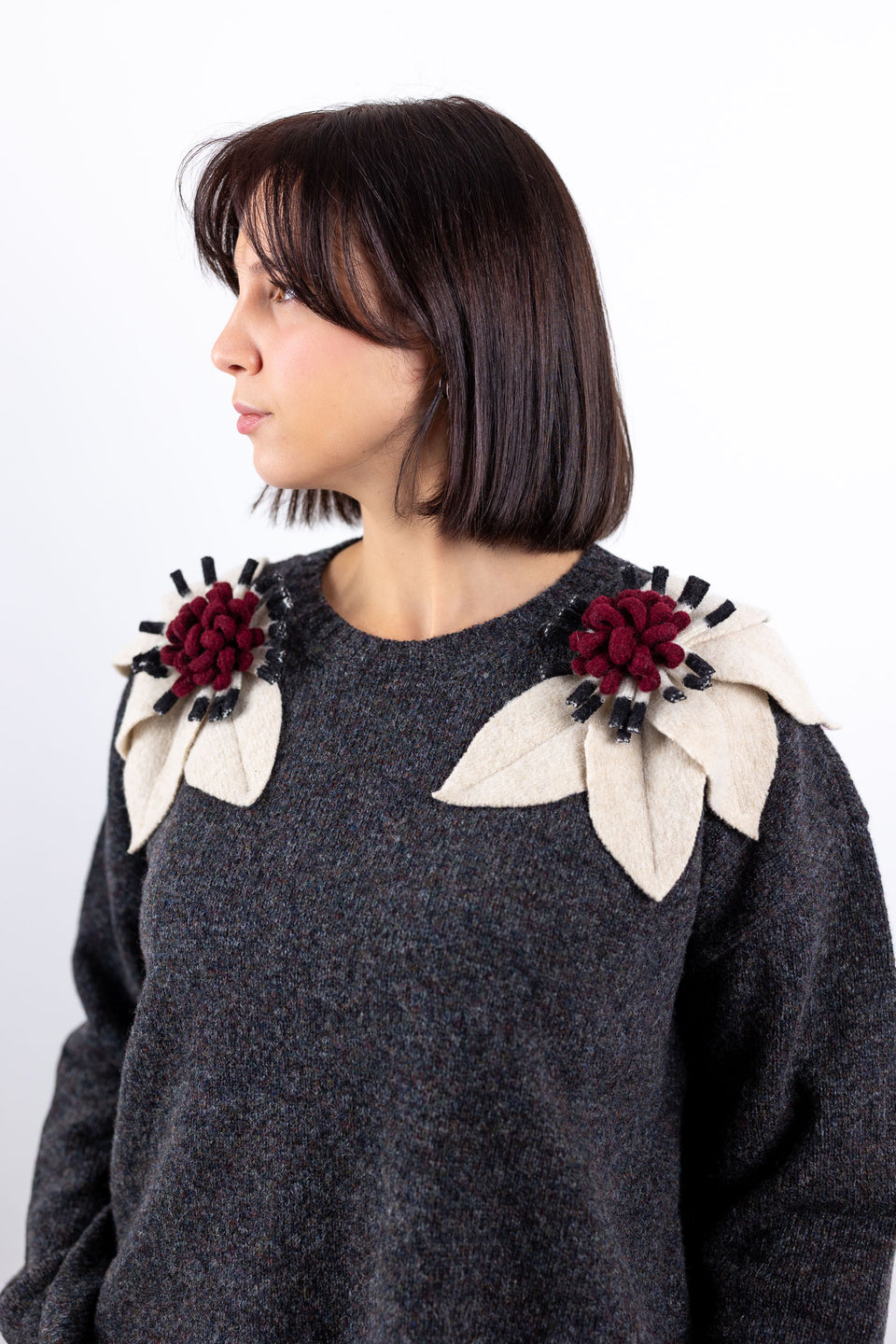 Bloom - fuliggine, cappuccino, b/n e vino