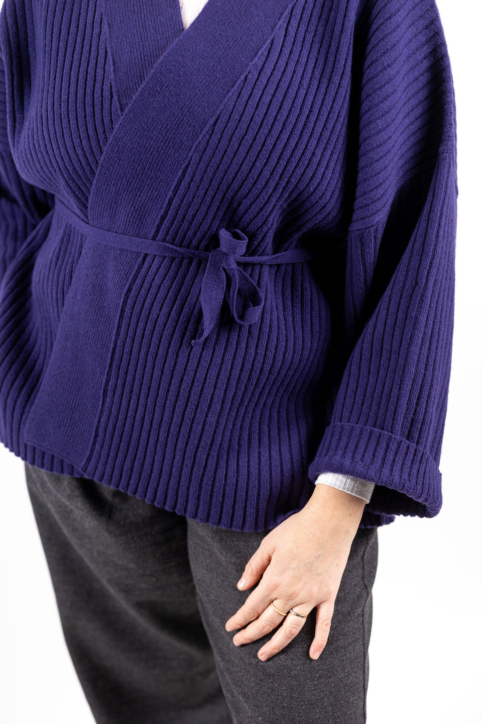 friend cardigan - aubergine 