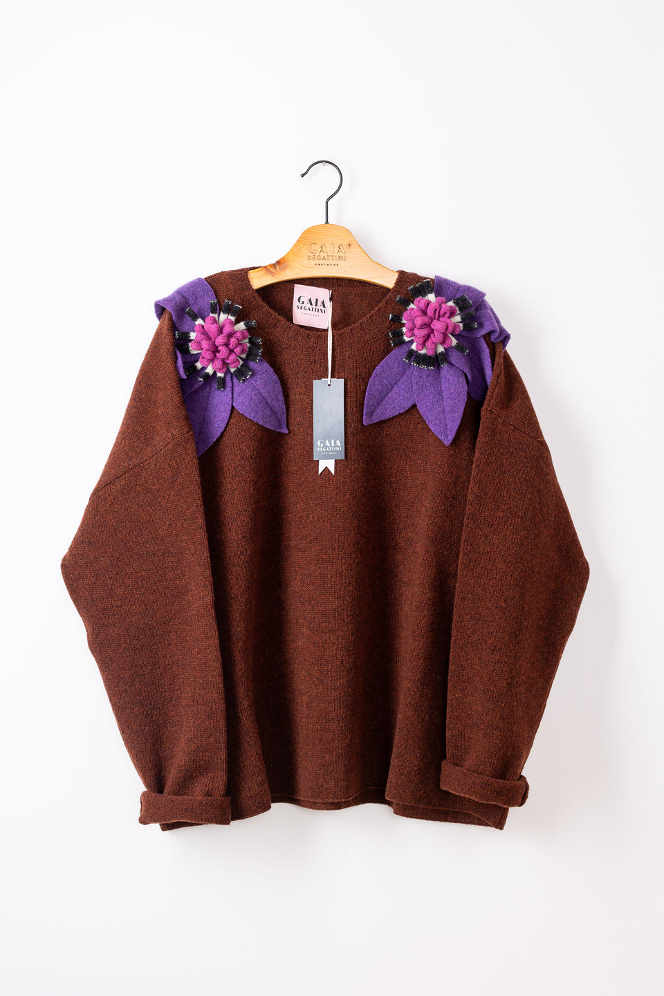 Bloom - bruciato fiore viola, b/n e susina