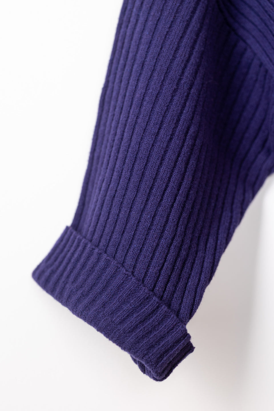 friend cardigan - aubergine 