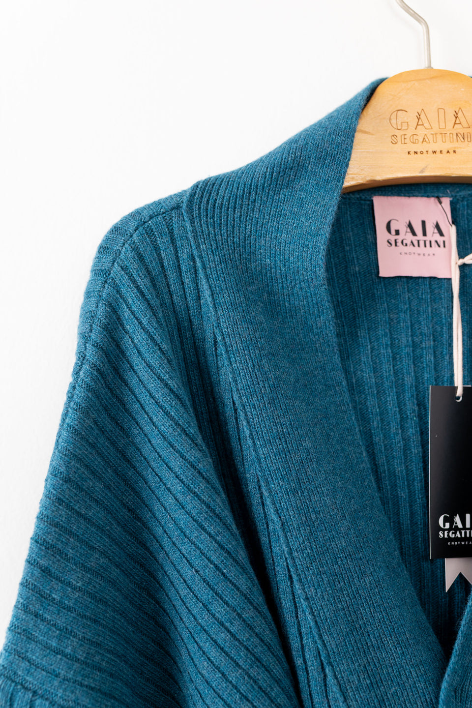 friend cardigan - pavone