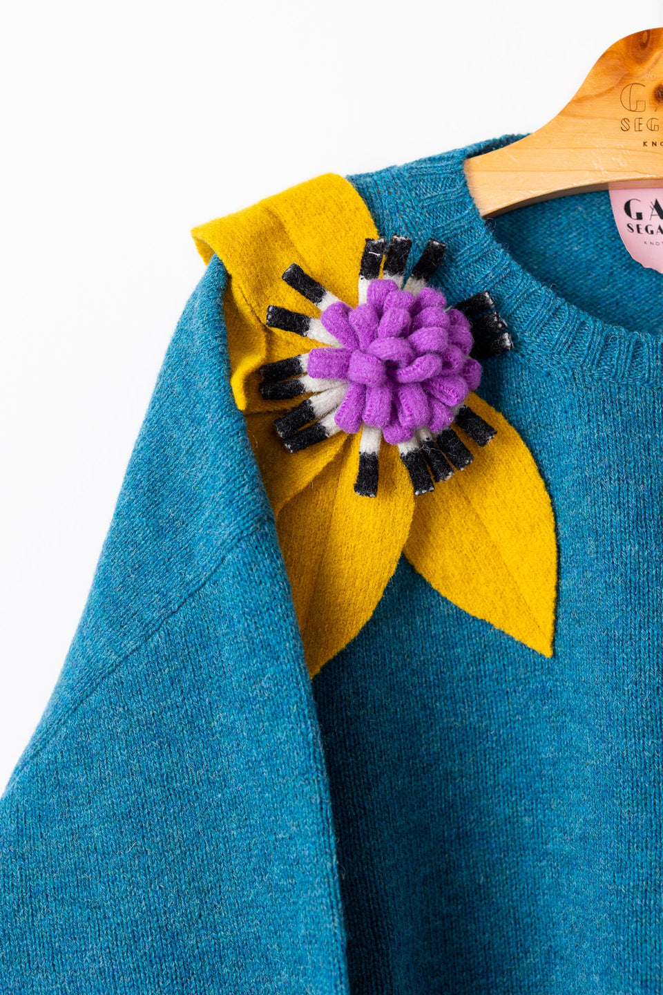 Bloom - pavone fiore girasole, b/n e glicine